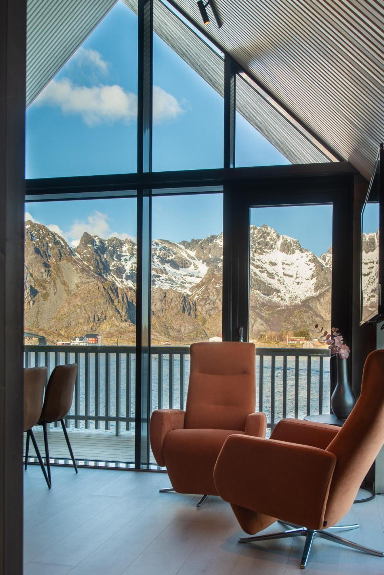 Apartment Cornerview Henningsvaer